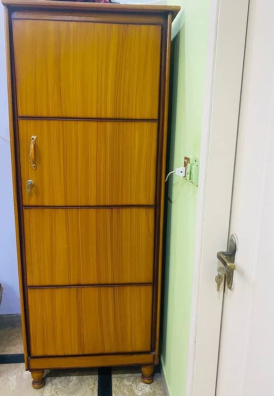 Two Wardrobe, One wardrobe single door, One wardrobe Double Door,New 11