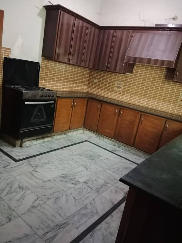 Separate Basement Corner House For Rent 40x80 Size G-14/4 2