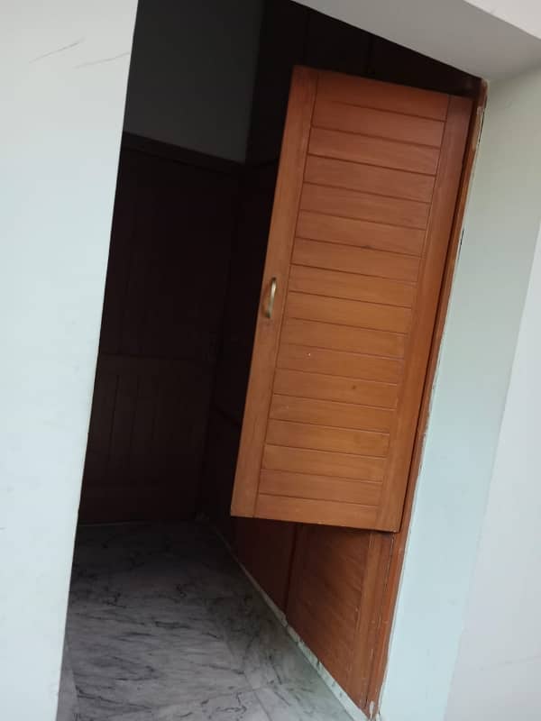 Separate Basement Corner House For Rent 40x80 Size G-14/4 5