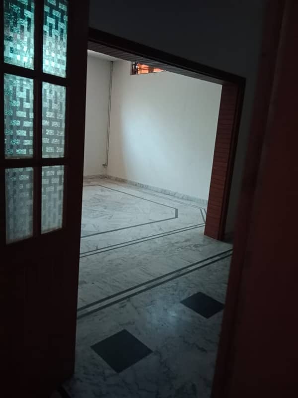 Separate Basement Corner House For Rent 40x80 Size G-14/4 7