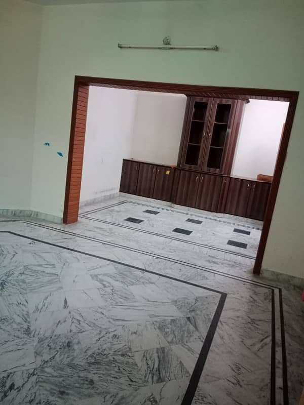 Separate Basement Corner House For Rent 40x80 Size G-14/4 8