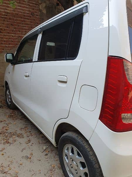 Suzuki Wagon R 2017 4