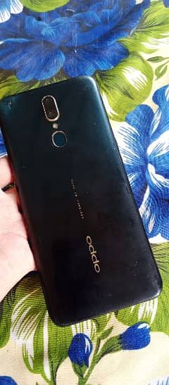 Oppo f11