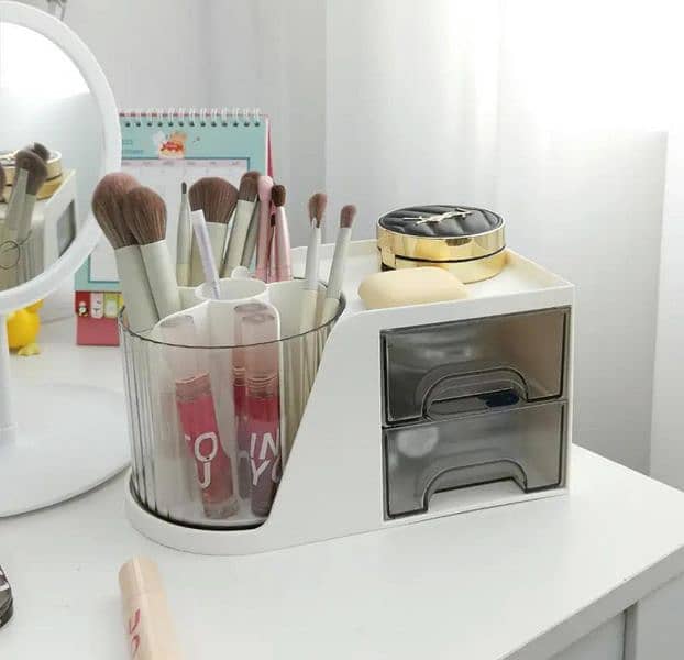 Rotating makeup organizer 2