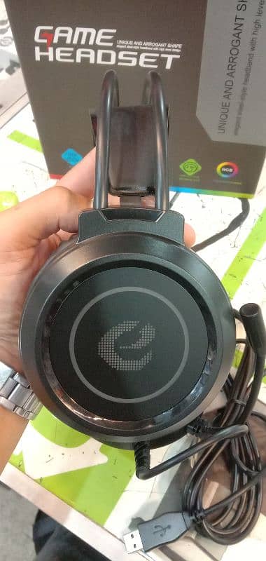 RGB Gaming Headphones (USB) 5