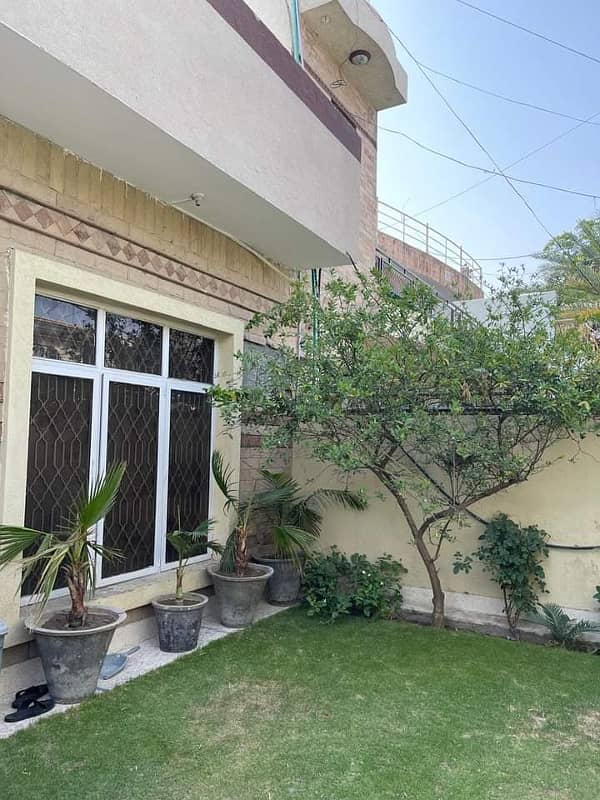 01 Kanal Slightly Used Modern Design House For Rent In DHA Phase 3 Block-Z Lahore. 1