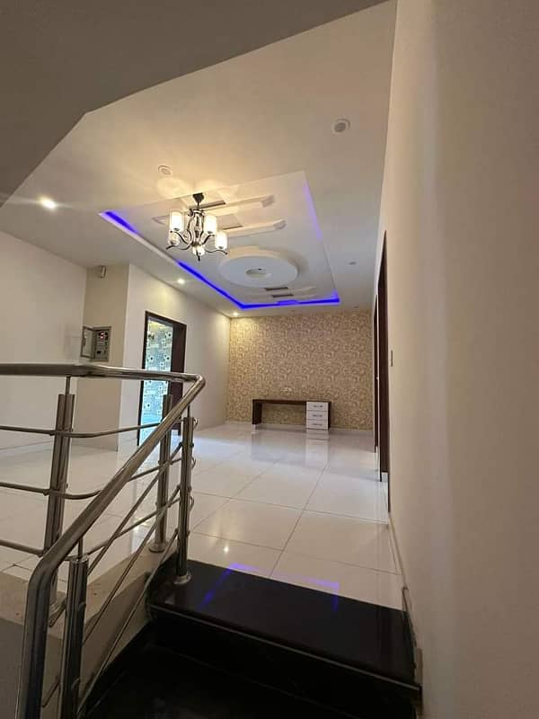 01 Kanal Slightly Used Modern Design House For Rent In DHA Phase 3 Block-Z Lahore. 17