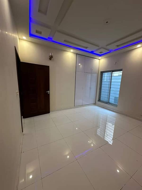 01 Kanal Slightly Used Modern Design House For Rent In DHA Phase 3 Block-Z Lahore. 20