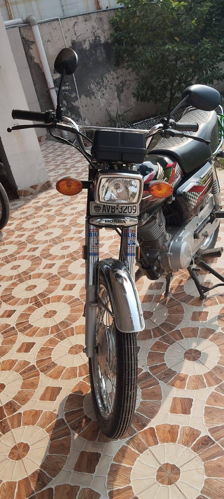 Honda CG 125 2024 5