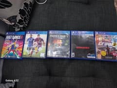 ps4 fat with camera and 5 playable games