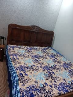 Pure Sheesham Wood King size bed set never used new condition