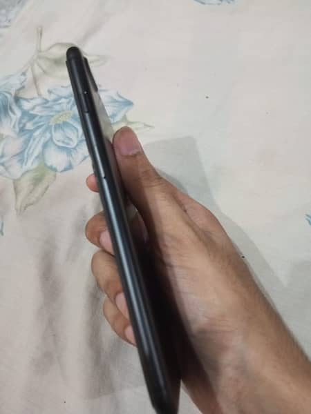 iphone 7plus non pta 10/10  condition for sale 2