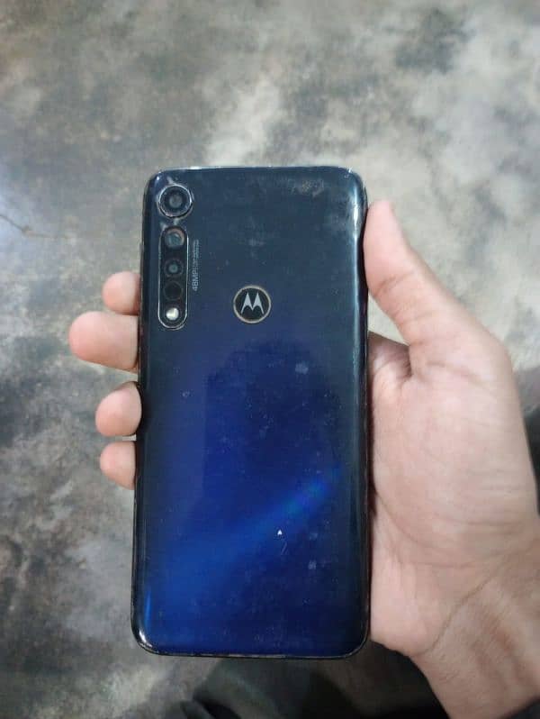 moto G8 plus dual sim 4