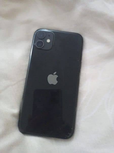 iphone 11  64GB  nonpta 4