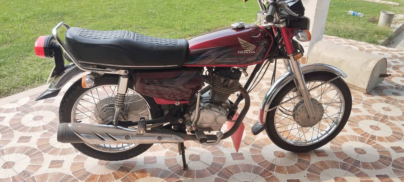 Honda CG 125 2023 4