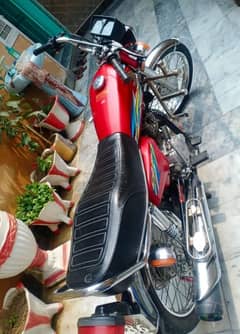 Honda 125cc urgent for sale document file clear