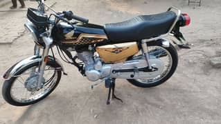 Honda Self Start Special Edition Gold Gold Color 2024 model