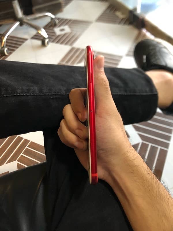 Apple IPhone 7 Red Non Pta F. U 0