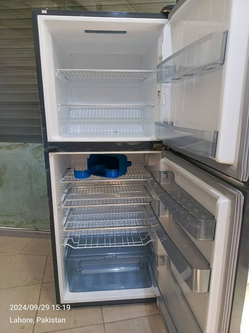 Gree fridge large jumbo size  (0306=4462/443) levveel seet 4