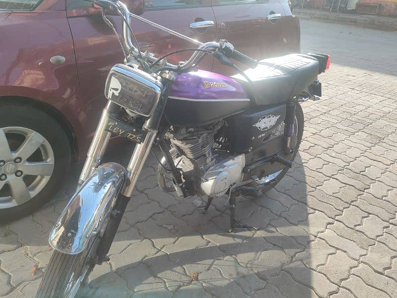 honda 125 mint condition lahore number 2017model 2