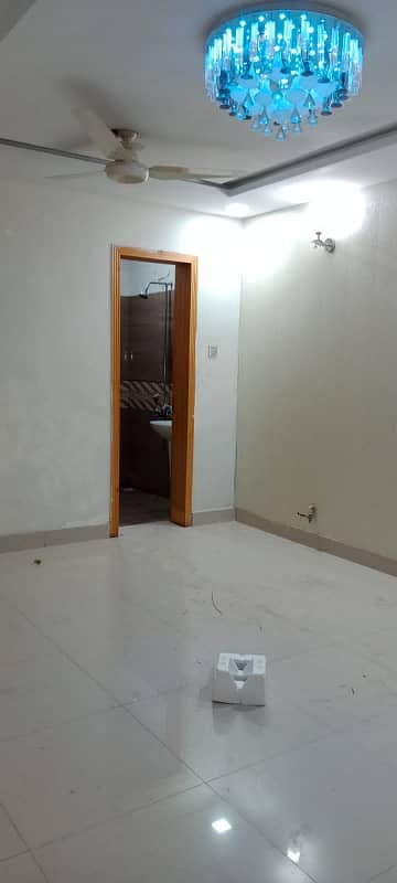 1800 Square Feet Lower Portion For rent In G-10 G-10 6