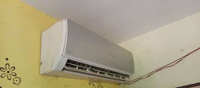 DC inverter/AC  in good condition