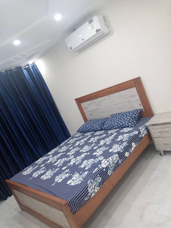 1 Bed Fully Furnished Flat For Rent Per Day In Sector E Bahria Town Lahore (Long & Short) Term Available 6