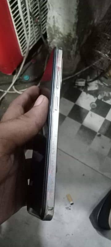 Infinix Hot 40i 2