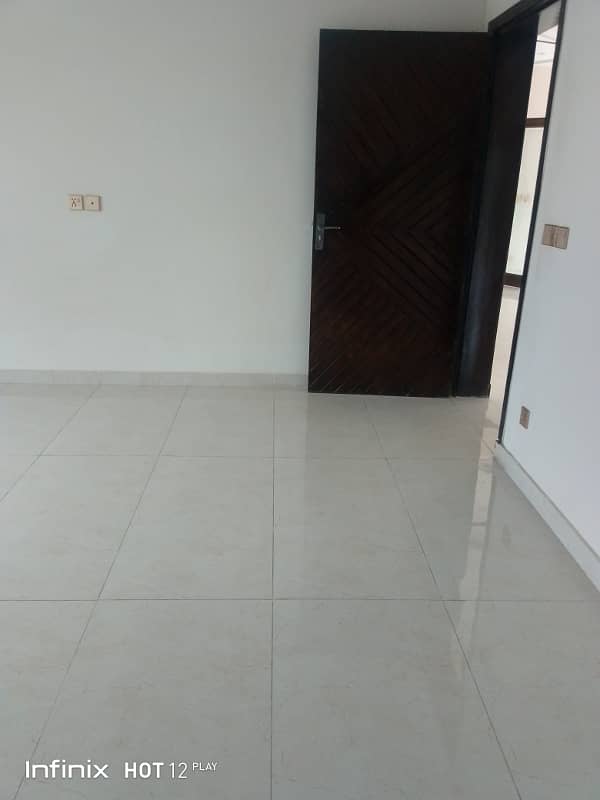 Kanal uper portion for rent Lower Locked 5