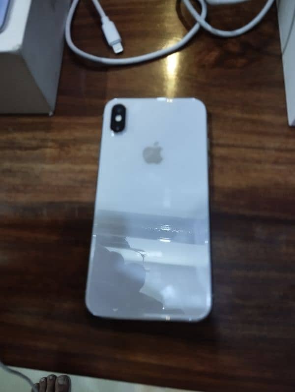 iPhone x factory unlock with box 10