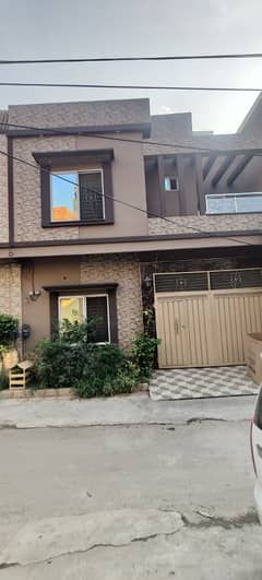 5 Marla house in Lahore medical housing scheme canal road near harbanspura interchange lahore is available for rent in very affordable price