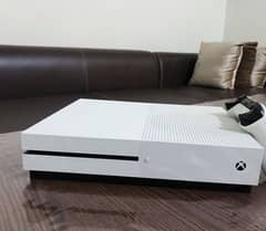 XBOX ONE S 1TB 2019 MODEL MAY PRODUCTION