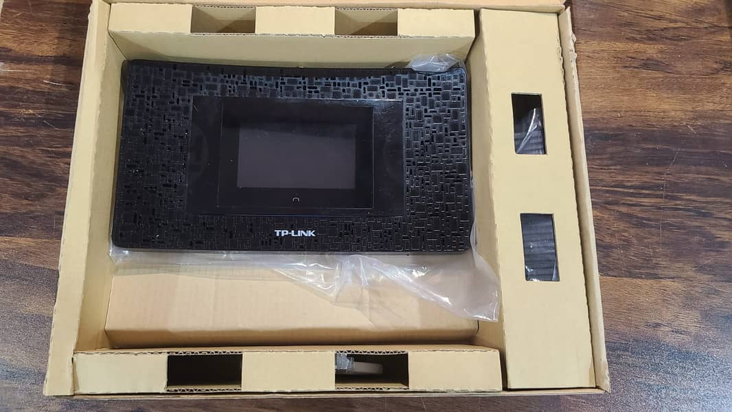 TP Link P5 |AC1900| Touch Screen|Giga Router|Dual-Core Processor (Box 4