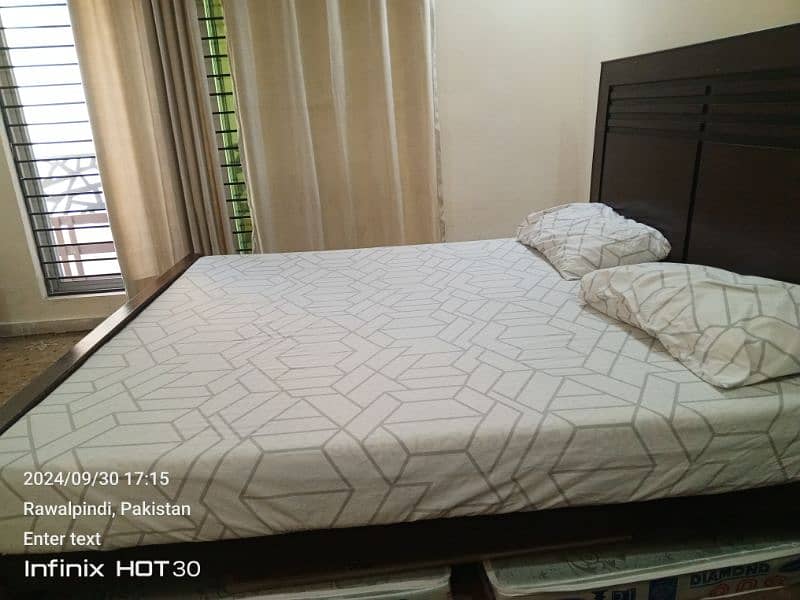 king size bed with king size mattress 2