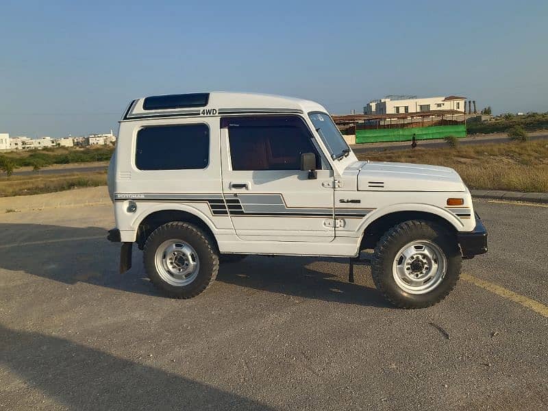 Suzuki Potohar 1990 3