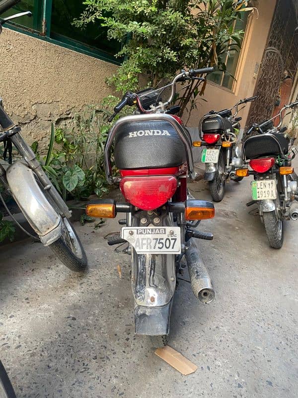 Honda 70 (Urgent Sale) 2