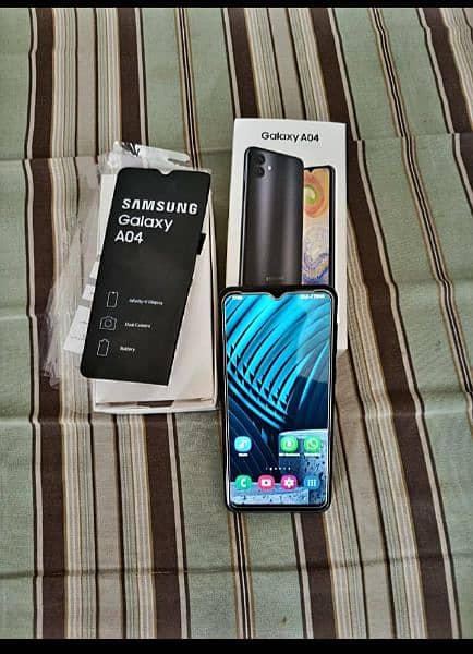 Samsung A04 4gb 64gb PTA apporval ha 03172729185 2