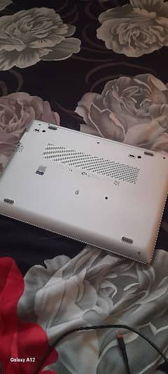 Good condition elitebook for sale