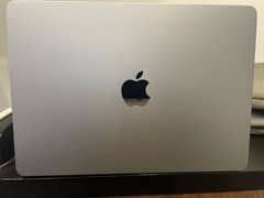 MacBook Air M2 2022.16GB/ 256GB. 13.6”