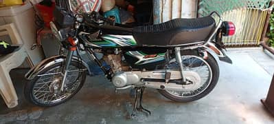 Honda 125 new bike hai last condition