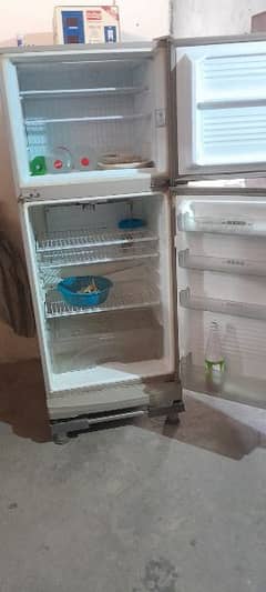 dawlance a fridge Hai bilkul okay