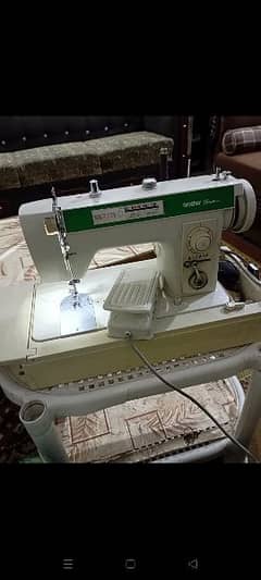 brothers sewing machine in excellent condition