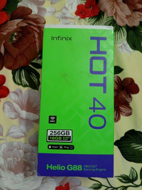 Infinix Hot 40mobile for sale argent 16.256. 10month warranty k sath 1