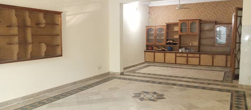 30 marla lower portion for rent in johar town phase 2 8