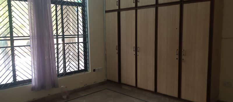 30 marla lower portion for rent in johar town phase 2 9