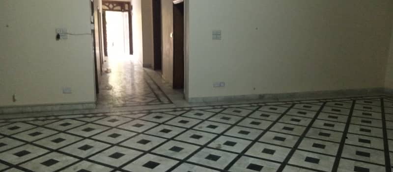 30 marla lower portion for rent in johar town phase 2 18