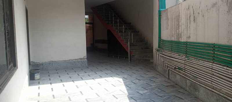 30 marla lower portion for rent in johar town phase 2 22