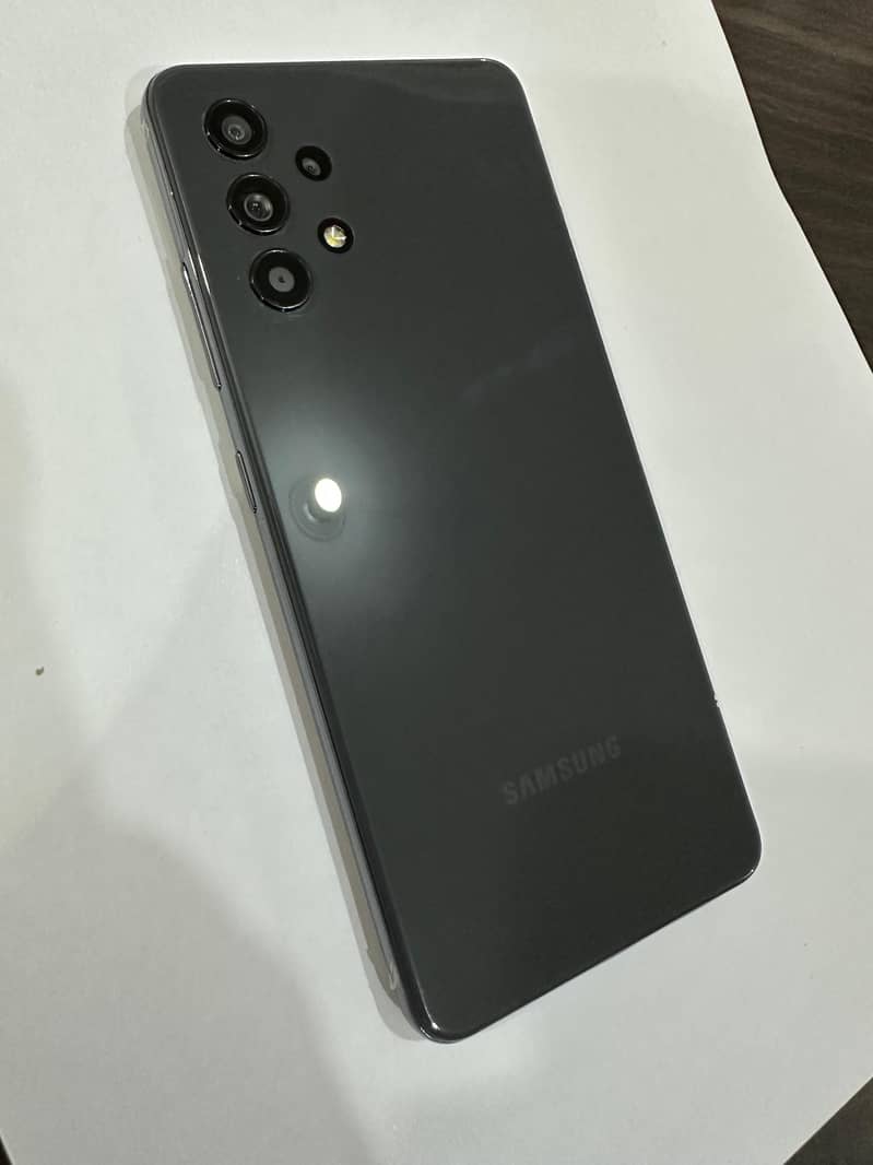 SAMSUNG A 32 1