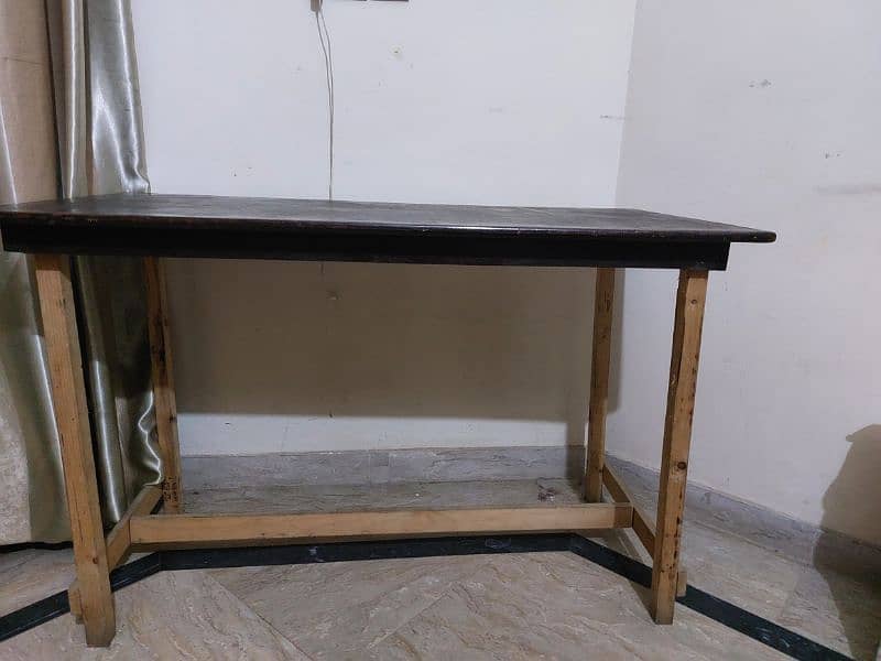 Table / Iron Table, Multi purpose 0