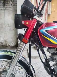 Honda 125cg urgent for sale 2019 modelmy watsap 0326. . . 89. . 78.160